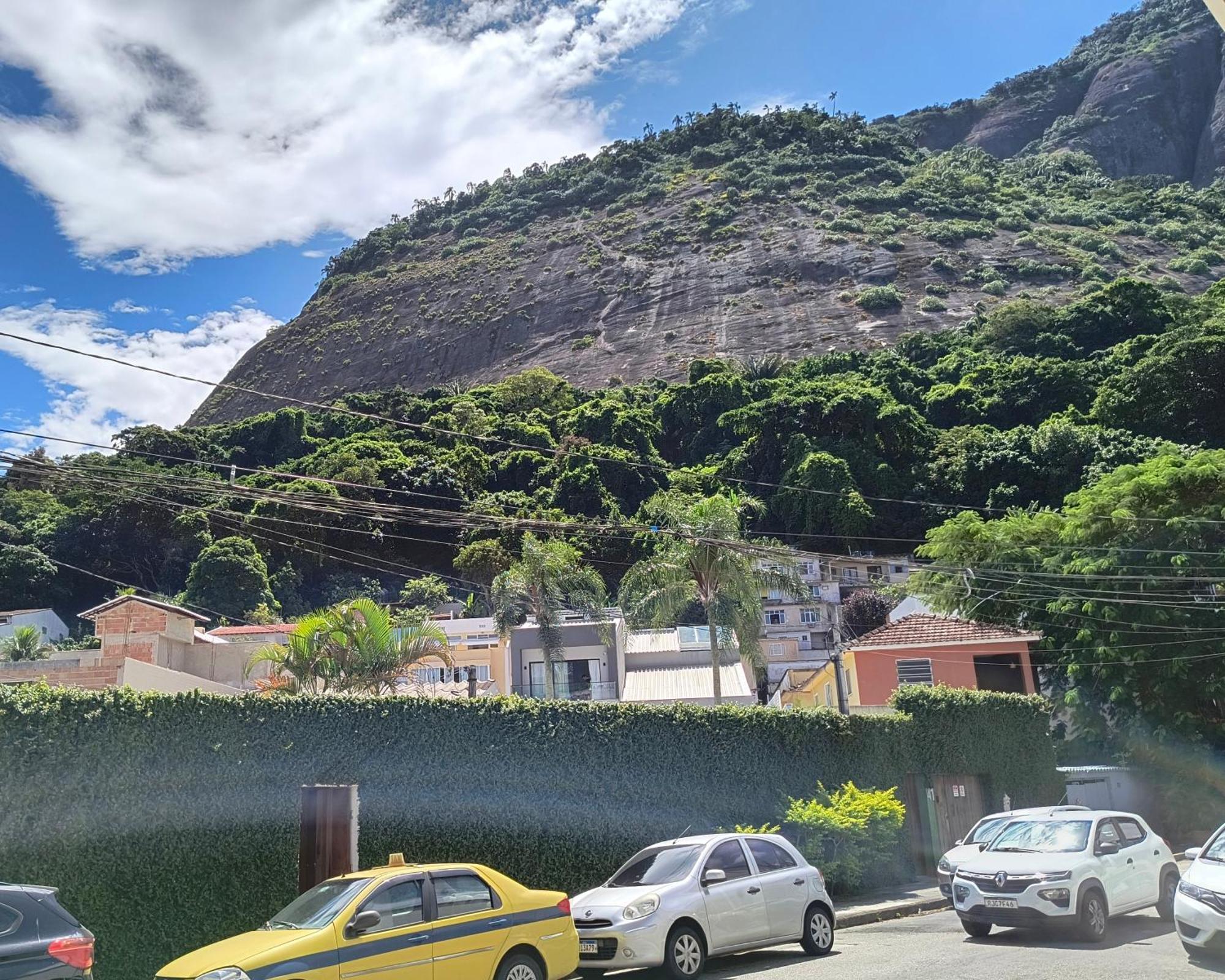 Casa Terrea Charmosa Na Barra Da Tijuca *